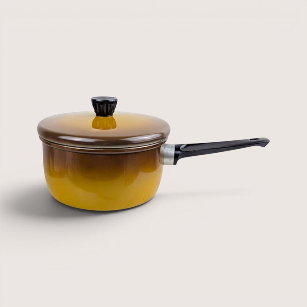 Vintage Revere Ware 2 Quart Covered Sauce Pan Brown 8102